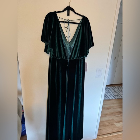 NEW Jenny Yoo Anthropologie Ellis Gown Open Back Velvet Emerald Size 24 Plus NWT - Picture 5 of 9